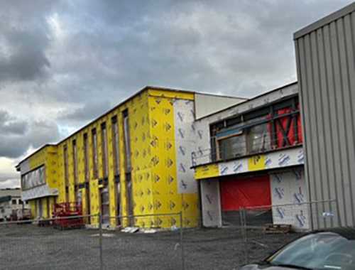 Les travaux d'agrandissement du bâtiment à Baie-d'Urfé